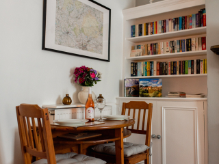 Thisledo-Holiday-Cottage-Skipton-Dining-Area